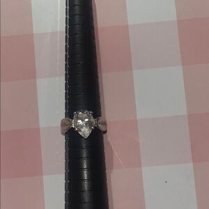 Pear Shape 925 Beautiful CZ Ring Size 7